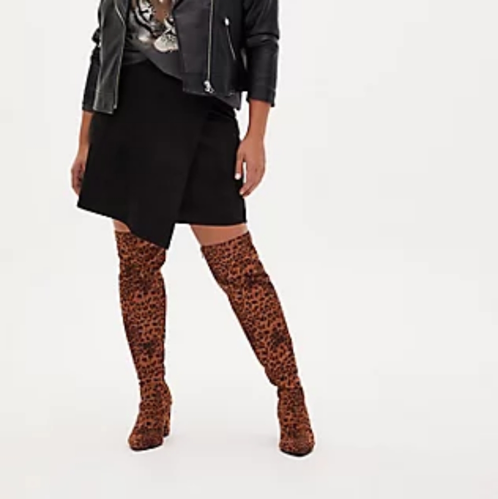 POINTED TOE OVER-THE-KNEE BOOT (WW) - Picture 2 of 4